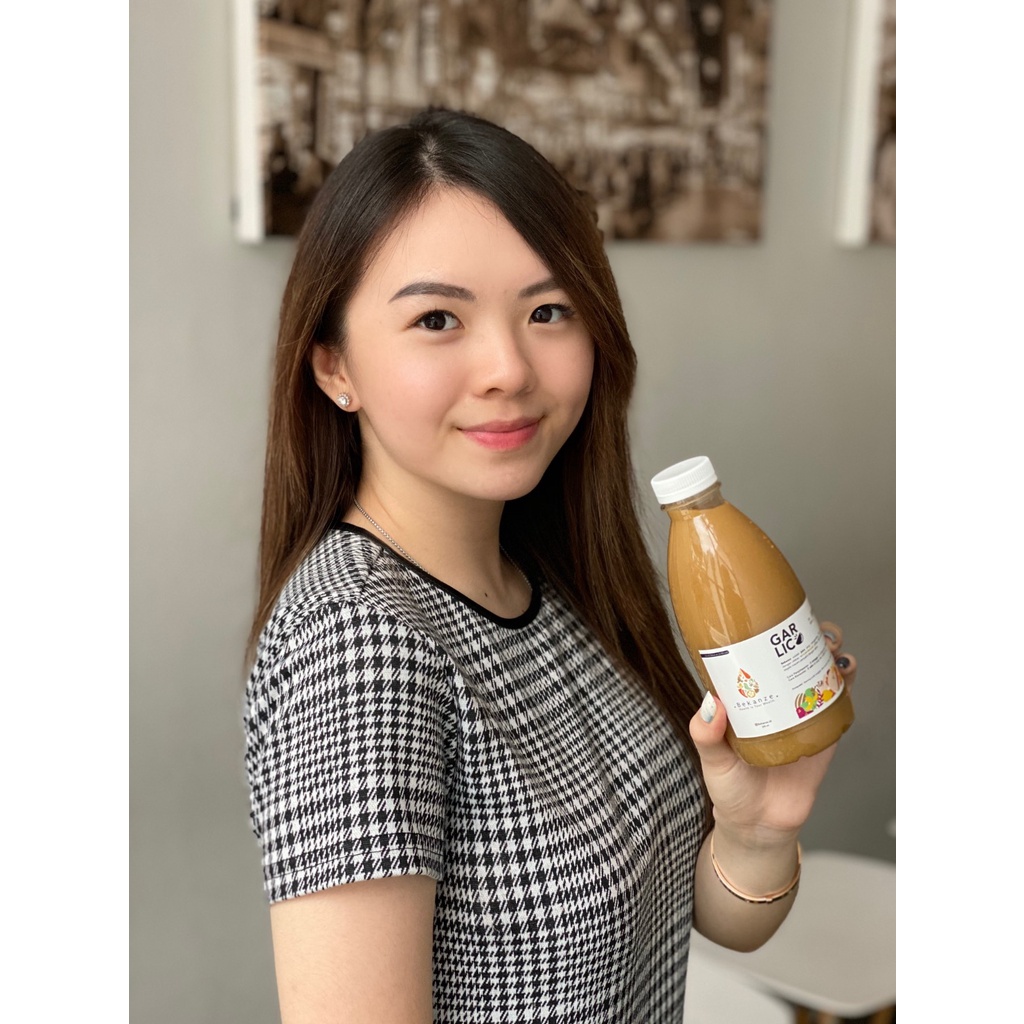 

JUS BAWANG PUTIH TUNGGAL, JAHE MERAH, LEMON SEGAR, MADU MURNI, APEL - 350ml