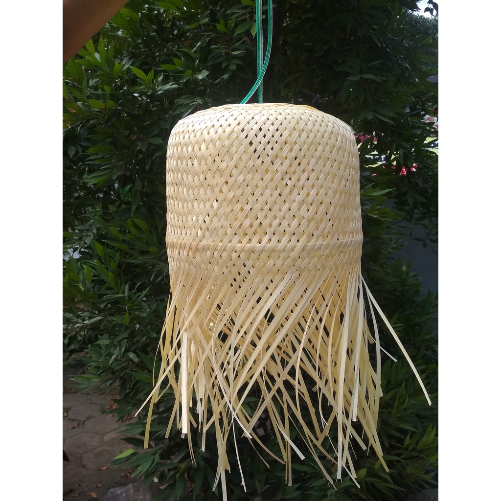 Tempat lampu gantung kap lampu bambu rumbai tabung anyaman