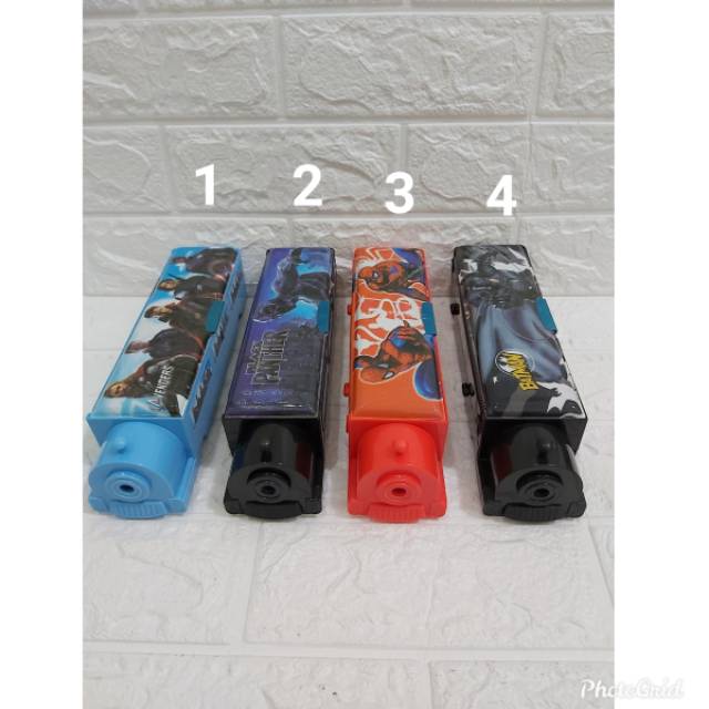 

Tempat pensil karakter kereta + rautan
