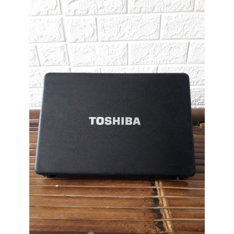 laptop toshiba L510 second bergaransi core duo t4400 ram 4 gb