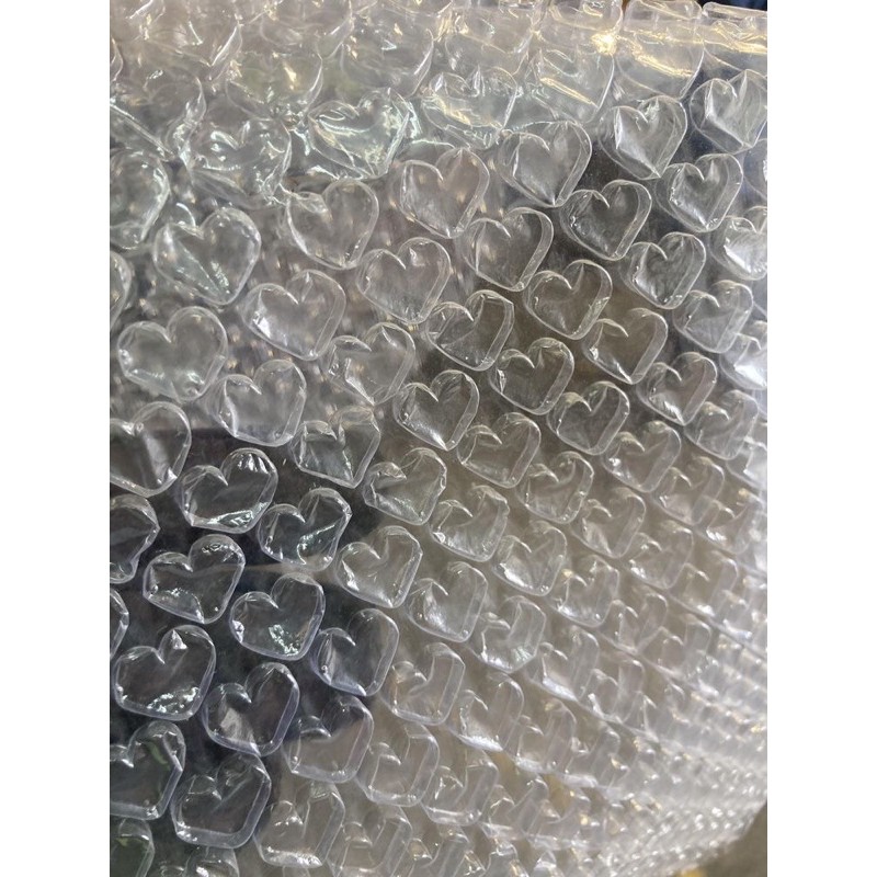 

Bubble wrap (tambahan packing agar produk lebih aman)