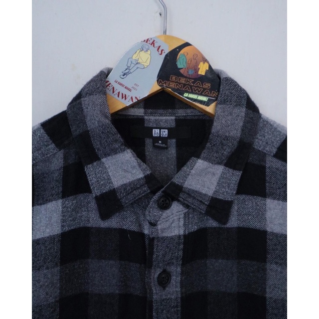 thriftshop/flanel second brand uniqlo