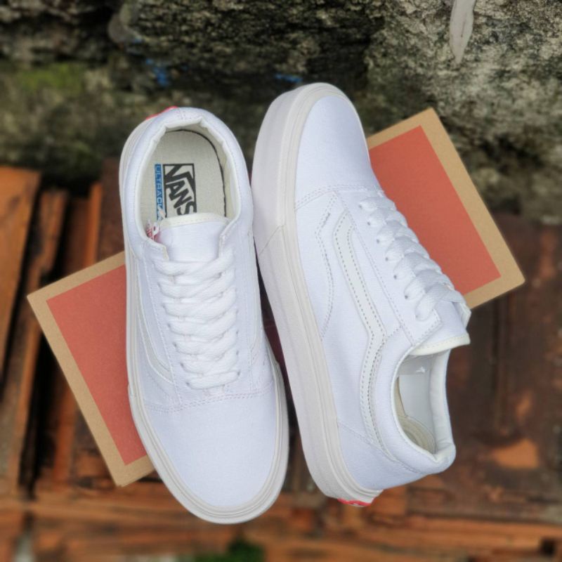 Sepatu Vans Putih Grade Ori. 36-43 Wanita/Pria. Vans Oldskool Putih / Vans Kets Putih