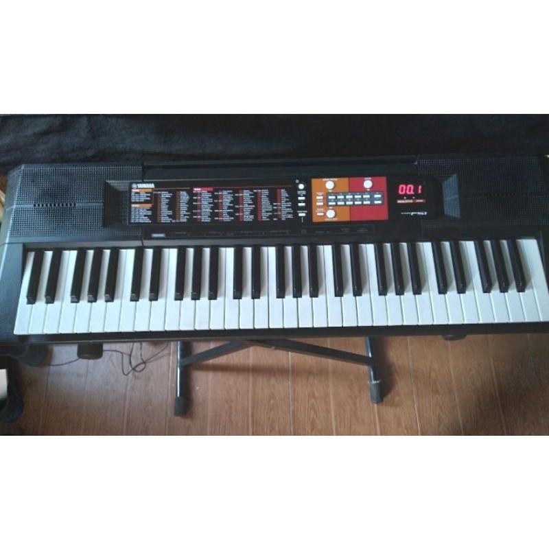 Keyboard YAMAHA F51.cocok utk mulai belajar piano.bisa Dangdut.keroncong
