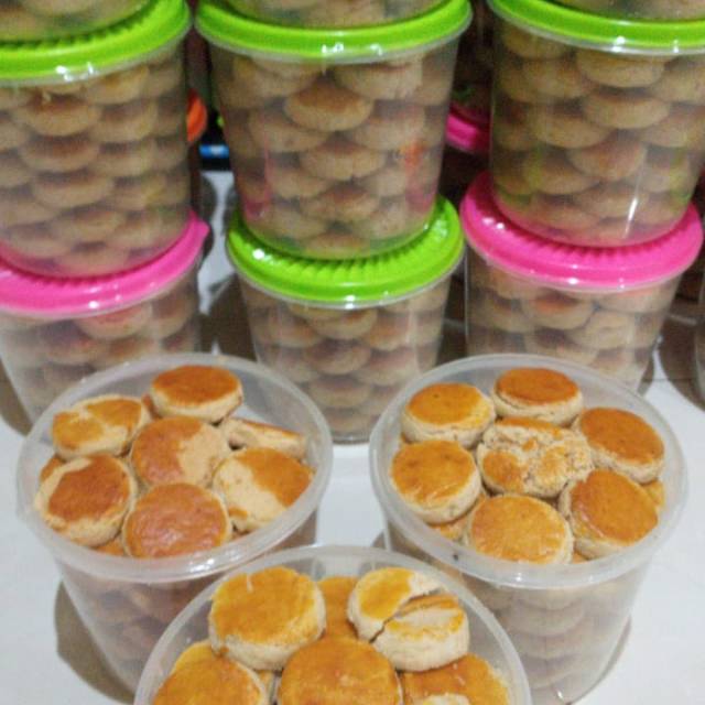 

Kue kacang enaak