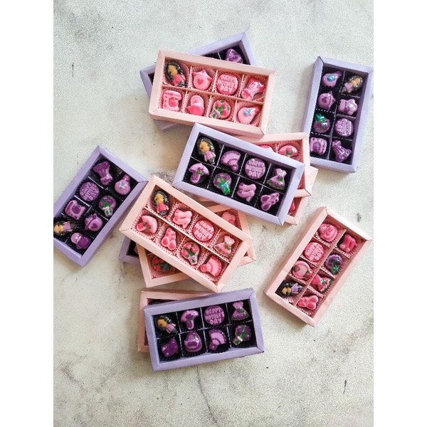 

SPESIAL HARI IBU!!! | Cokelat Hari Ibu 8 Sekat | Kado Hari Ibu | Kado Hemat