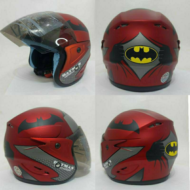 Helm anak krakter cartoon,sky umur 3 sampai 8 tahun.batman maron dof