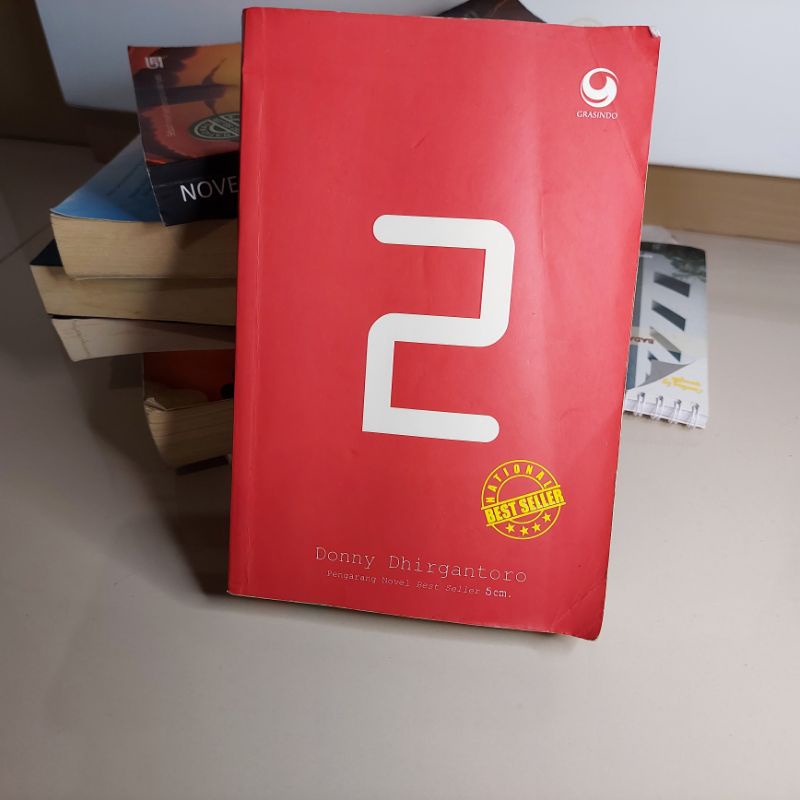 2 by Donny Dhirgantoro (Preloved)