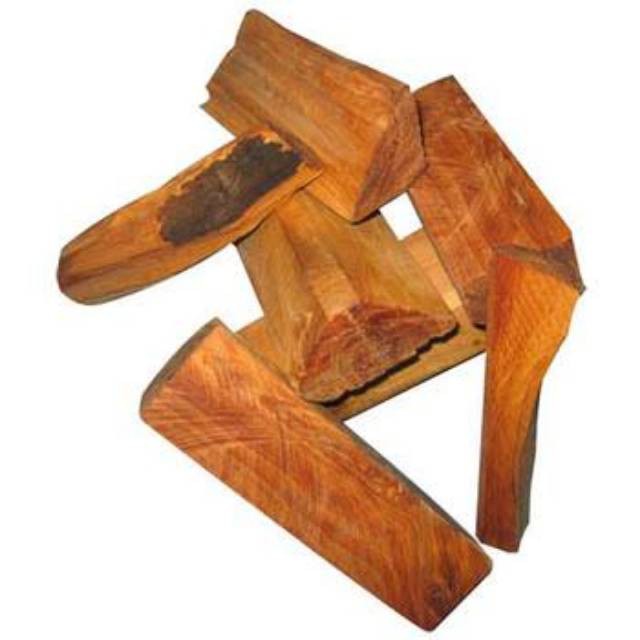 

terbaru kayu cendana per 500gram segar