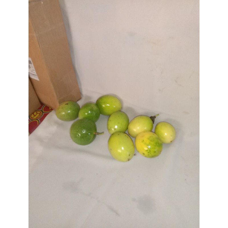 

buah markisa segar 500 grm