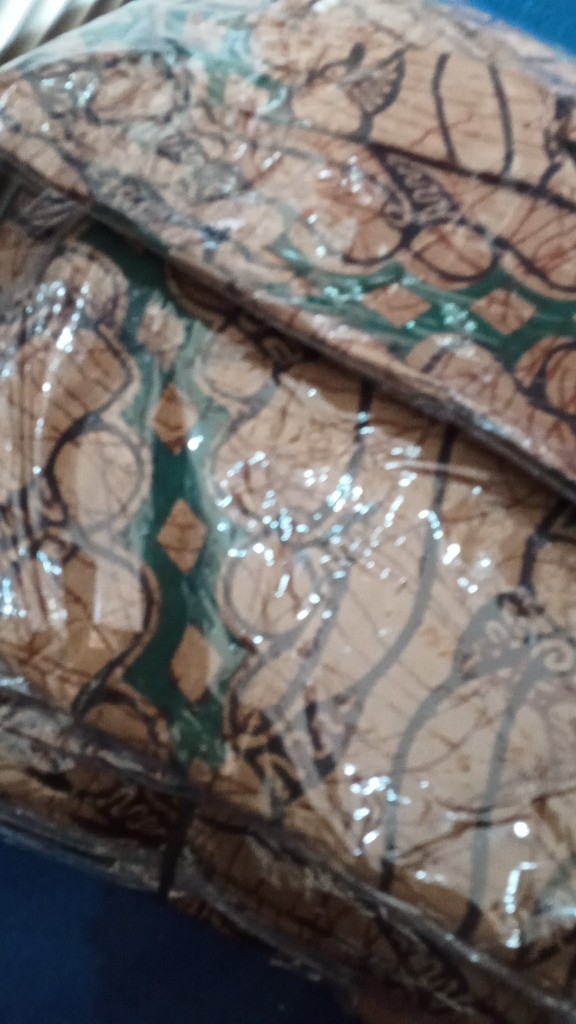 Maura Couple - Sania Ruffle Batik Couple Ori Ndoro Jowi Dnt Garansi Termurah Shopee  Selenda