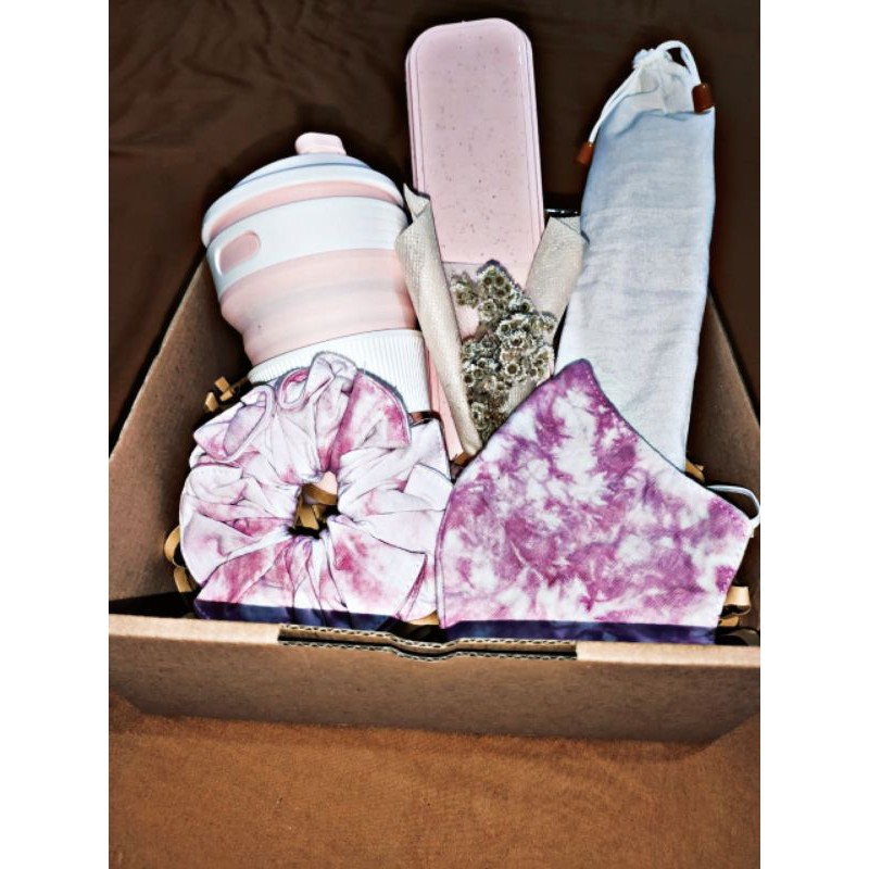 

Hampers Cute Pink Kado/graduation/birthday/wedding/souvenir