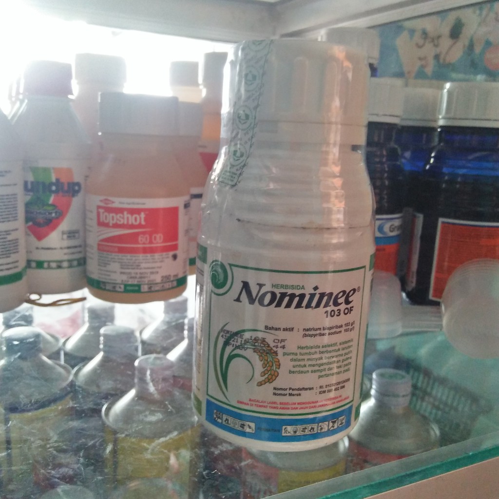 NOMINEE 103 OF 250 ML HERBISIDA PURNA TUMBUH