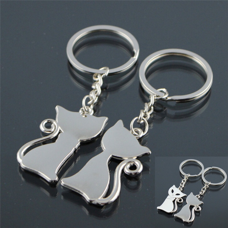 1 Pasang Gantungan Kunci Bentuk Kucing Lucu Bahan Alloy