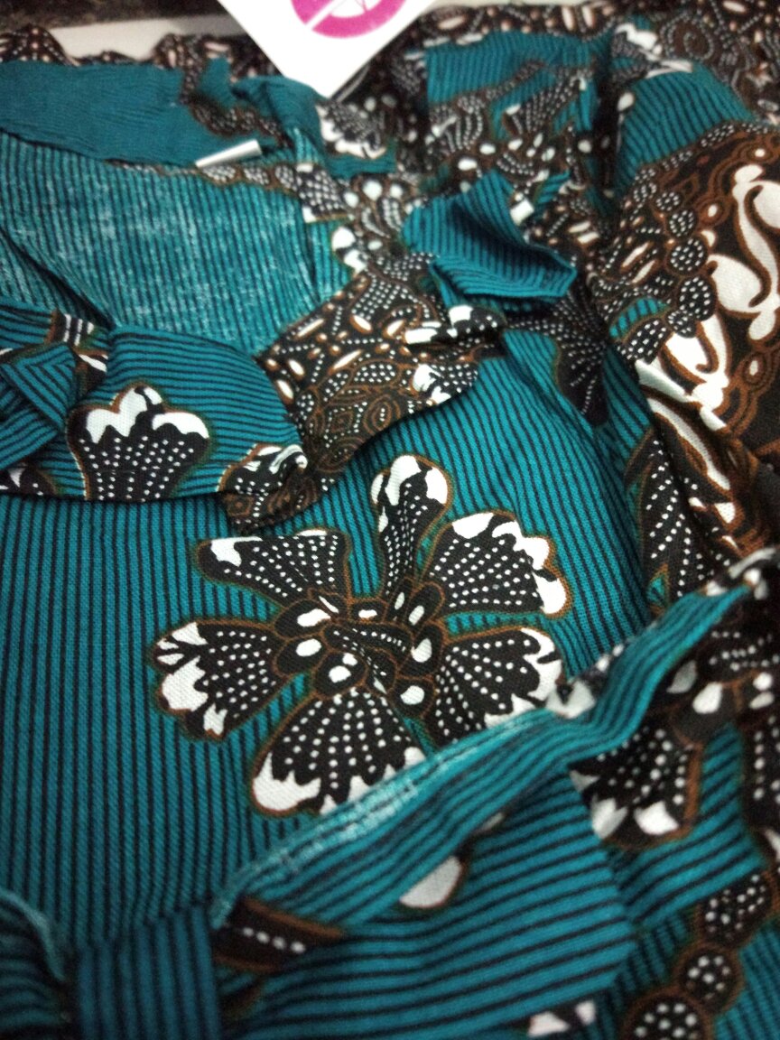 Dress Batik Anak Usia 2-13 Tahun