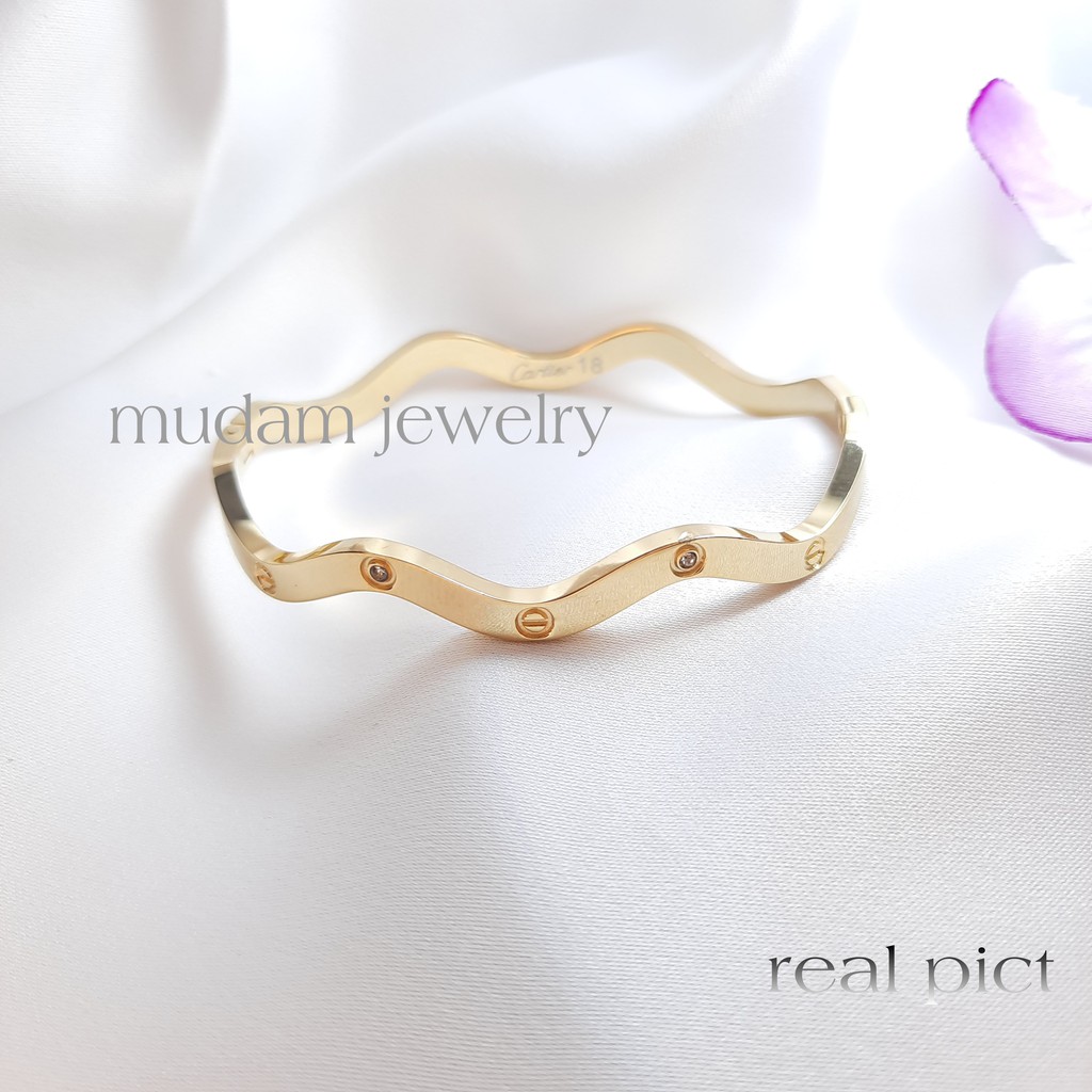 Gelang Bangle Titanium Polos dan Diamonds Model Mines Untuk Wanita dan Pria Bentuk Gelombang