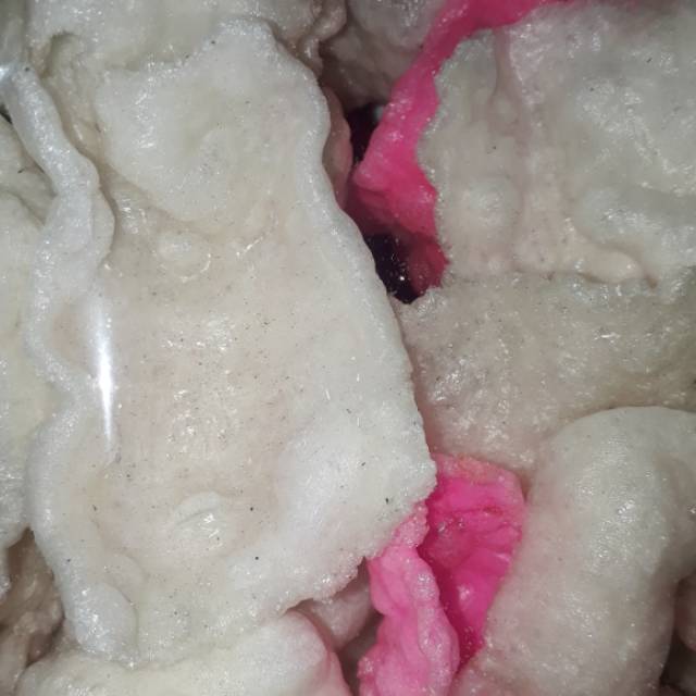 

KERUPUK SANGRAY PADA SUKA KHAS CIKONENG#5RBU#100GRM