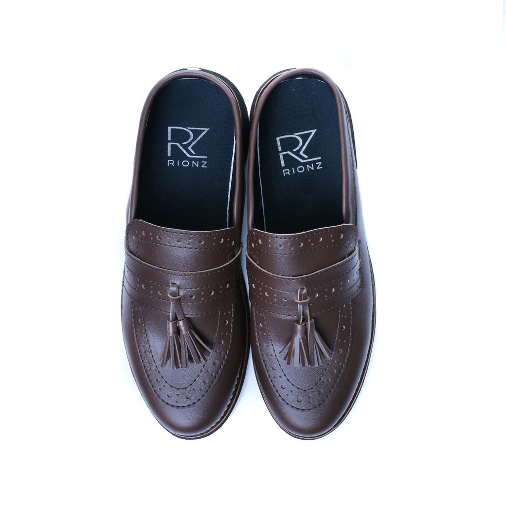 RIONZ MARKES BLACK BROWN - Sepatu Kulit PU Asli Casual Santai Slip On Pria Hitam Coklat Mules Slop Tutong Bustong Cowok Dewasa Semi Formal Pria Kantor Pesta Kondangan Gereja Original Murah Trendy Terbaru Terlaris