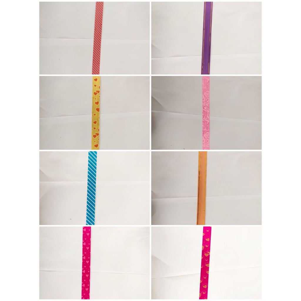 

2of 2 Pita serut sedang- pita kado- satuan uk.38x2,5cm