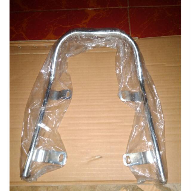 Behel bagasi belakang yamaha vega R lama