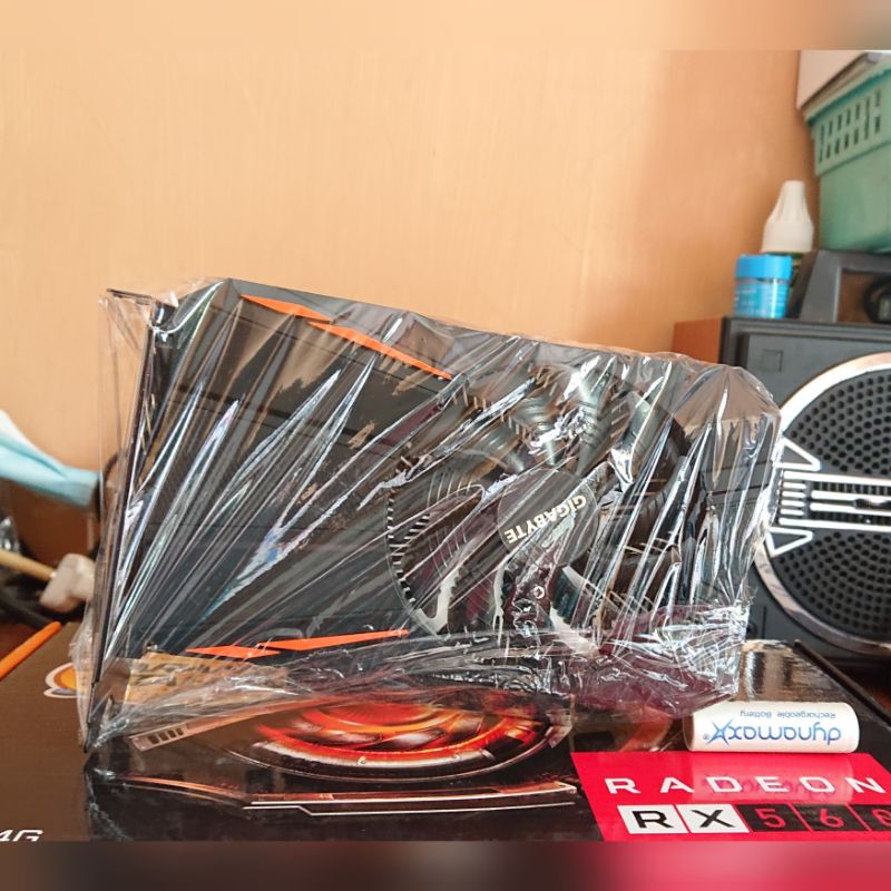 GIGABYTE RX 560 4GB GDDR5 128BIT BKN RX 470 480 570 580 1050 1060 1070 1650