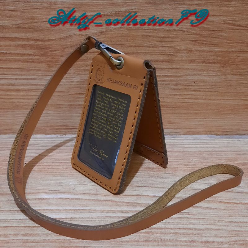 

Tempat Id Card Kulit Asli Kejaksaan Lipat Gantungan ID Card Kejaksaan Kulit Asli Lipat