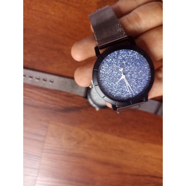 jam minimalis pria wanita cewek cowok analog murah