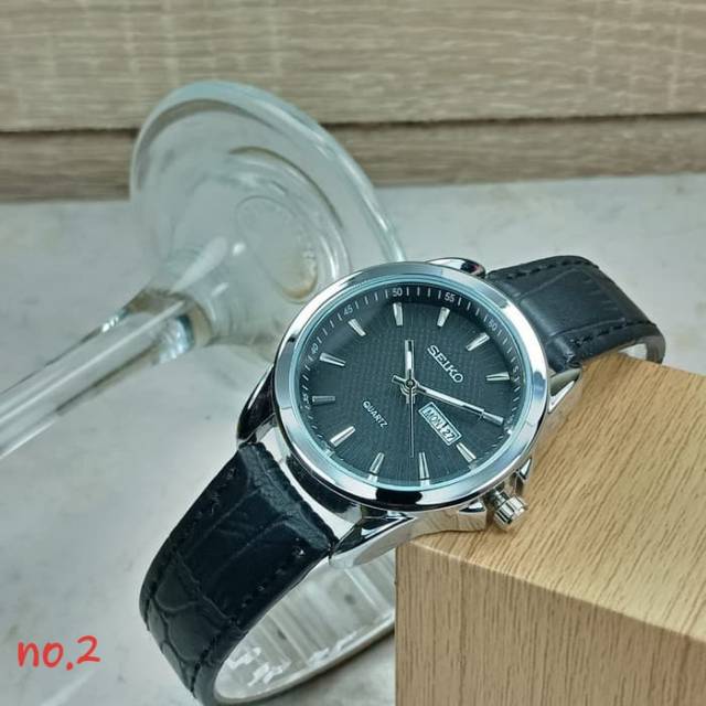 Jam Tangan Wanita Seiko Tali Kulit Tanggal Hari Aktif  - JamTangan Wanita Tali Kulit - Seiko Kulit 1