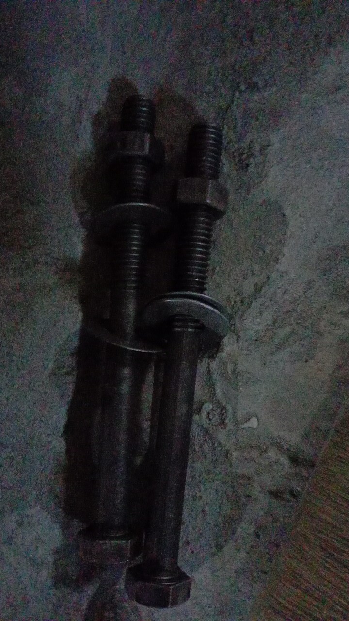 Baut Mur Hitam 12 X 150 Mm ( 15 Cm ) Kunci Mur 19 Mm Baut Balok