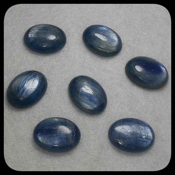 BATU PERMATA BLUE SHAPPIRE AUSTRALIA ASLI NATURAL DIMENSI BESAR  ( belum termasuk ring )