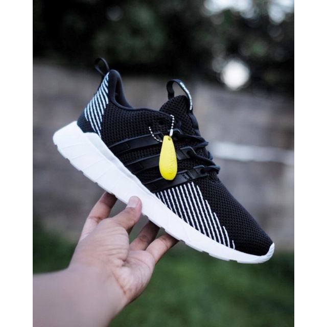 Adidas Questar Flow Black White