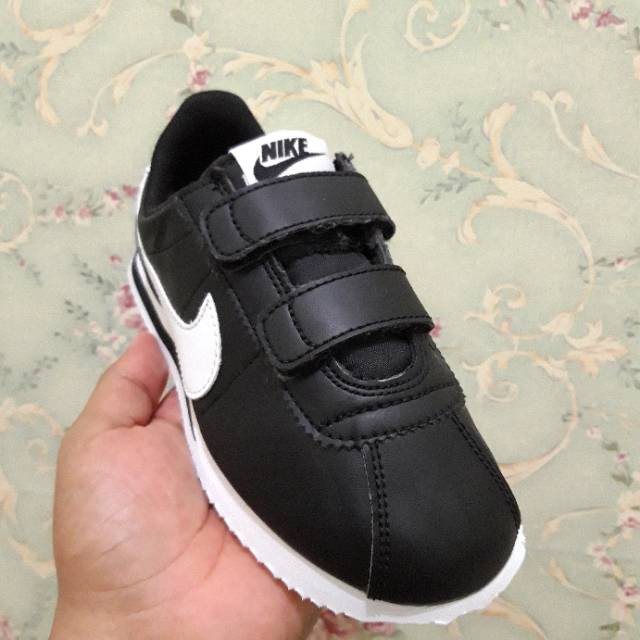 yg nike cortez