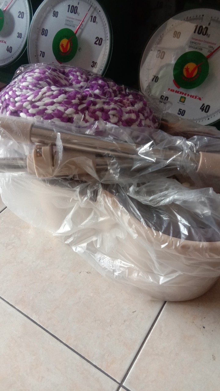 Super Mop Alat Pengepelan Putar Praktis Merk Bolde