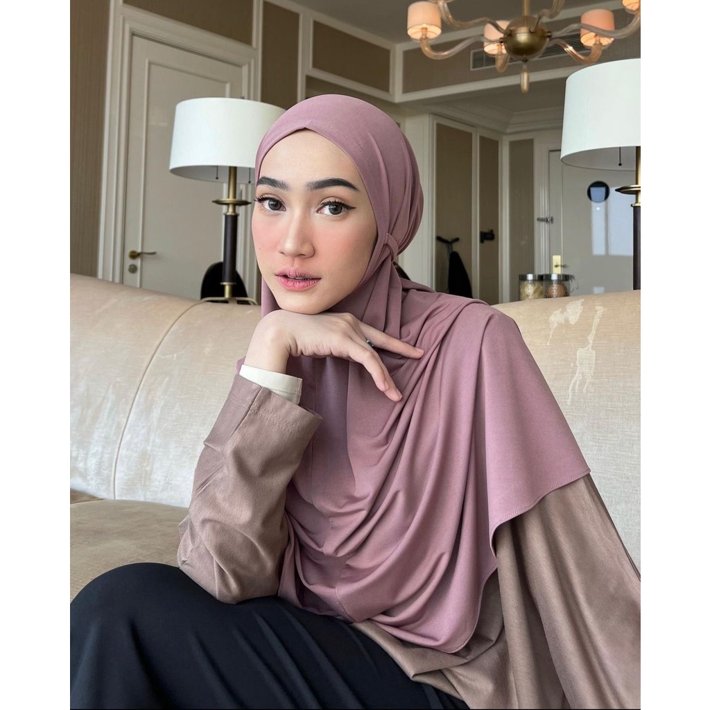 (KJI) HIJAB BERGO INAURA CIRCLE MARYAM INSTAN TALI JERSEY JUMBO