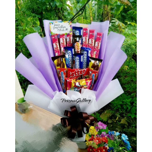 

Buket snack Murah | Buket ultah | Buket Graduation | Bouqet jajan