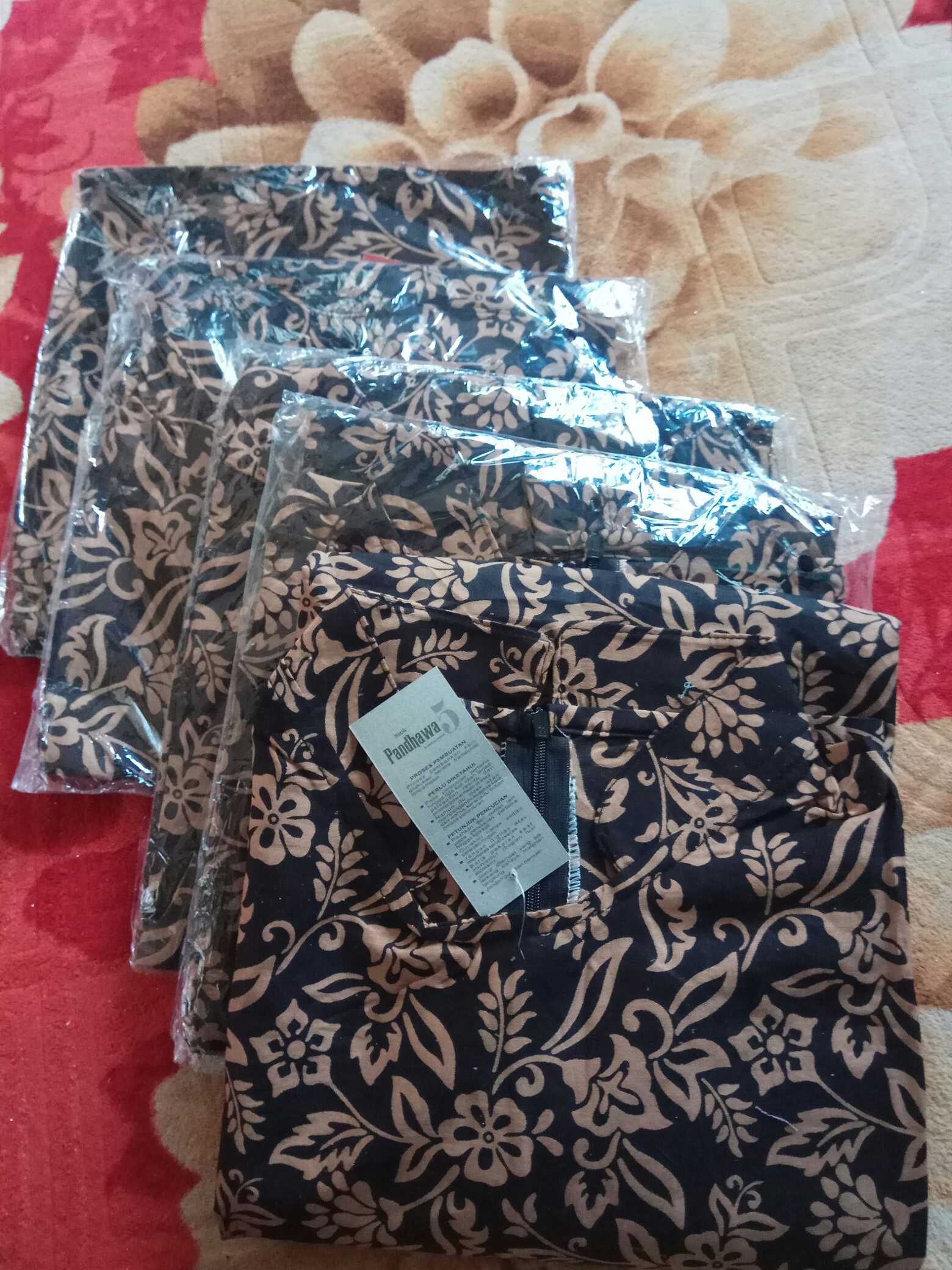 Terlaris Serut Genes Jelita Tunic Navbor Yelbor Whitbor Creambor Tunik Batik Modern Hrb030 Dolbi Dob