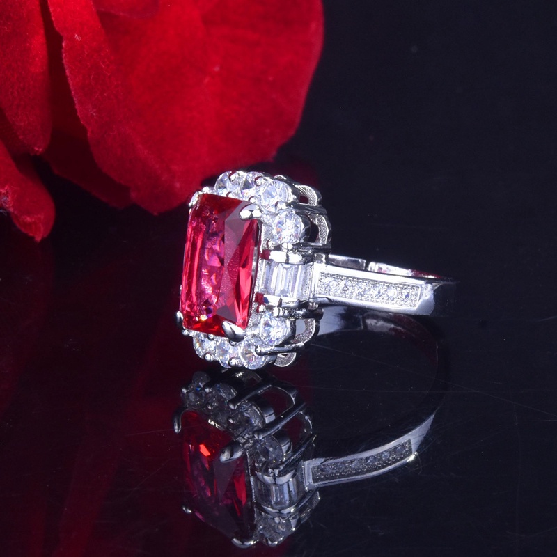 Fancyqube Cincin Silver Hias Batu Zircon Merah Bentuk Kotak Dapat Disesuaikan Gaya Vintage Untuk Wanita