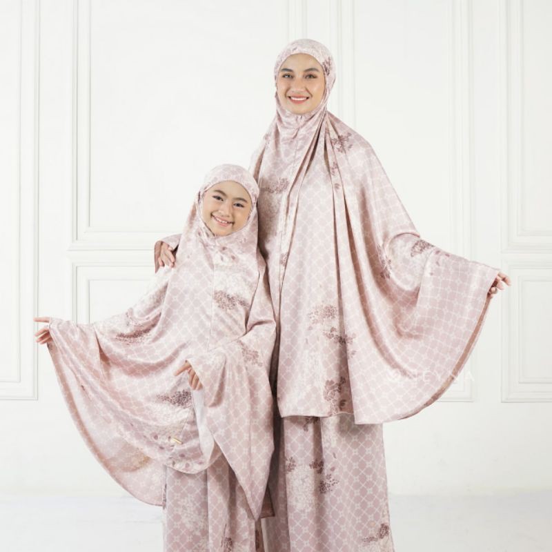 mukena couple ibu anak raffani mukena by neyna mukena cantik mukena satin mukena lebaran mukena ibu