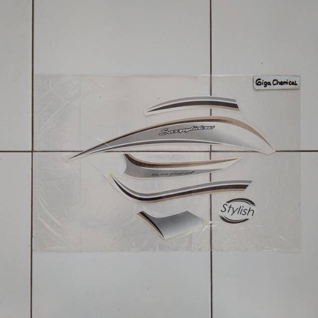 Striping Sticker Lis Scoopy Stylish 2018 2019 Putih Original