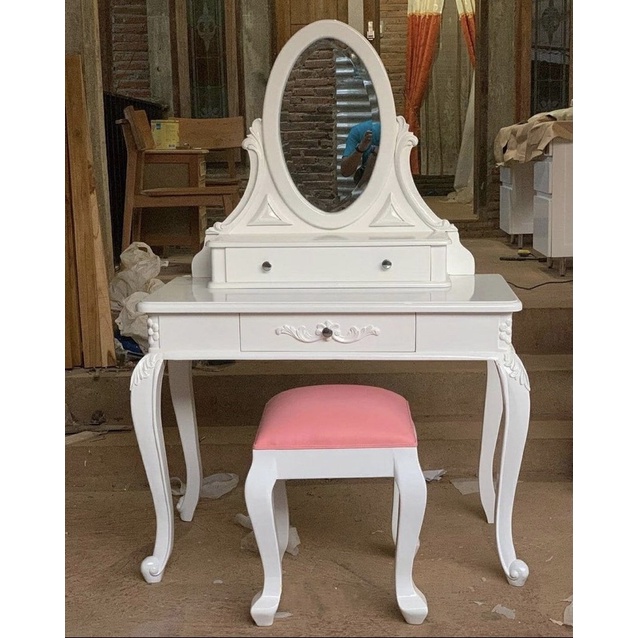 Meja Rias Klasih Duco Putih