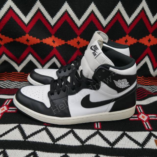 Sepatu Air Jordan 1 Retro High OG Black / White Sneakers Shoes Second Bekas Basket Original Murah
