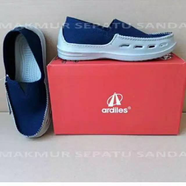 SEPATU SLOP ARDILES PRIA 39-43