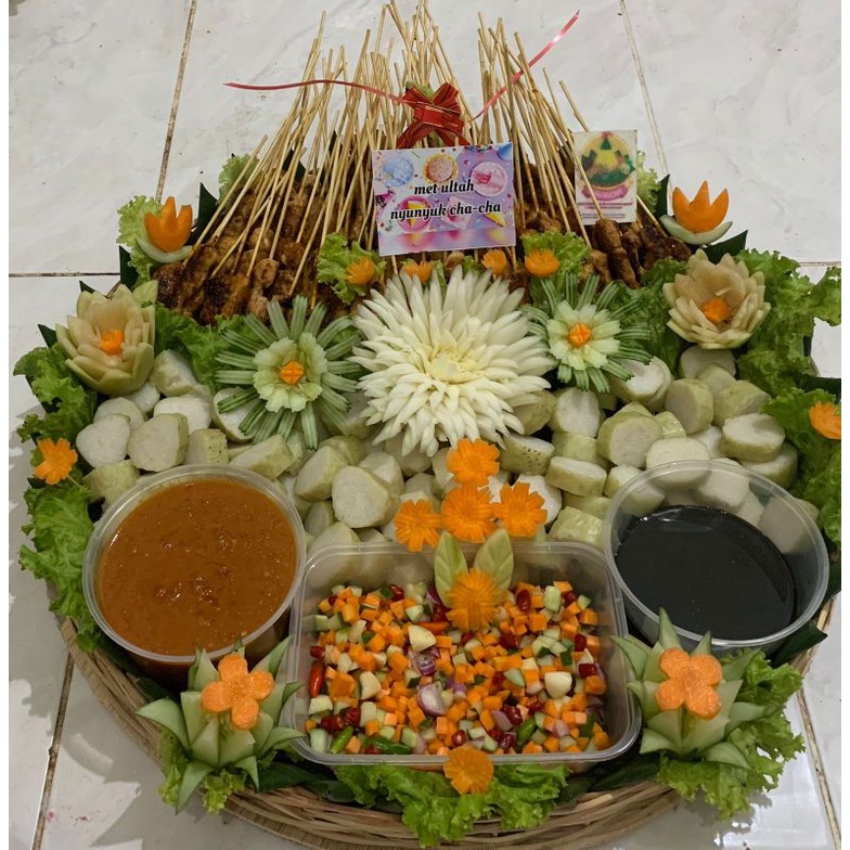 

Sate Tumpeng