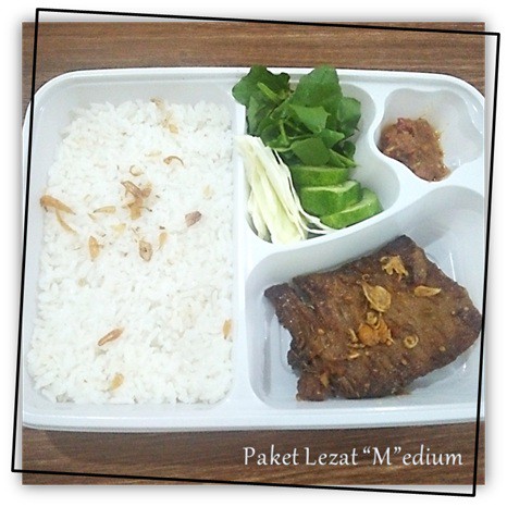 

Paket Lezat "M"edium