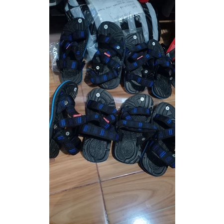 obrla sandal gununga anak sd srandal srempat anak sd  sandal anak cowok sandal anak laki laki