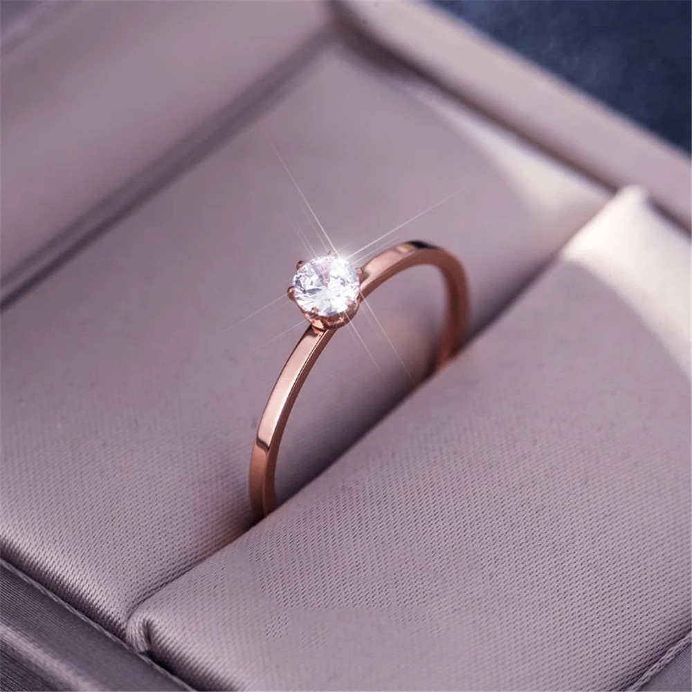 1 pcs Korea Titanium Steel Light Luxury Rose Gold Cincin Tipis Berlian Enam cakar untuk Wanita