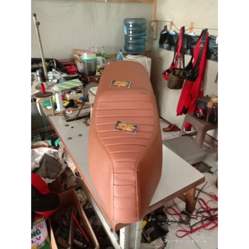 Jok Scoopy Model Caferacer- JOK SCOOPY MODIFIKASI-JOK SCOOPY MODIFIKASI MODEL CAFERACER