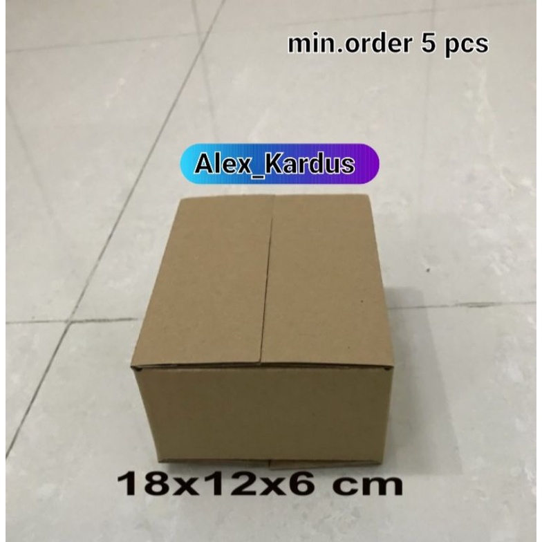 

Kardus / box / 18x12x6 cm / karton packing polos baru ST