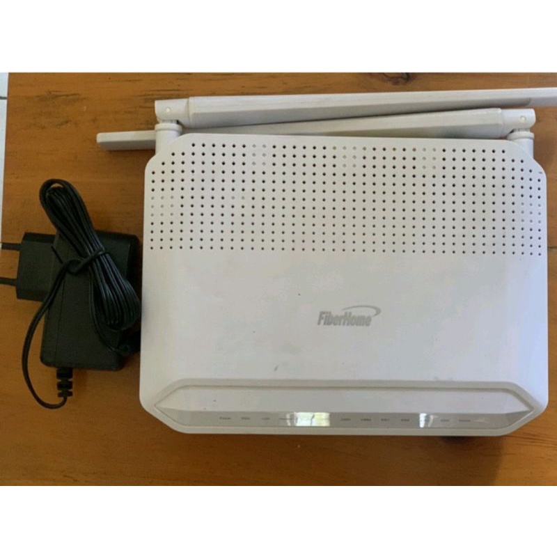 ONT FIBERHOME HG6145F LIKE NEW
