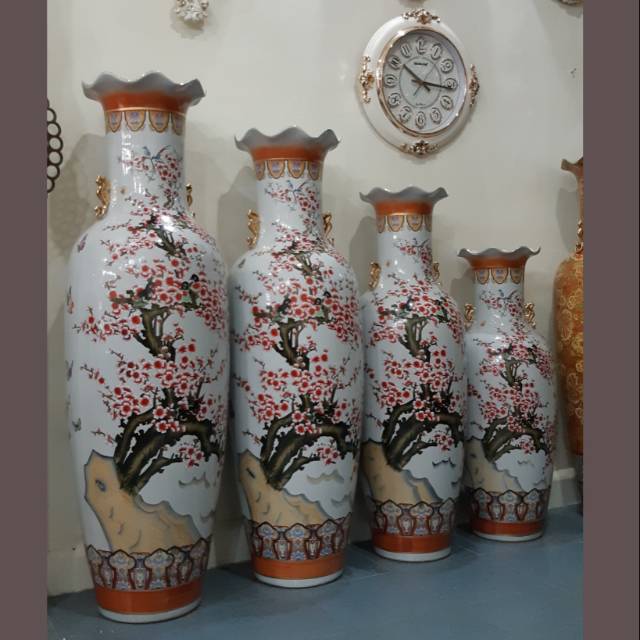 Guci China Motif Bunga Sakura Jual Pajangan Guci Jual Pajangan Keramik Import Shopee Indonesia